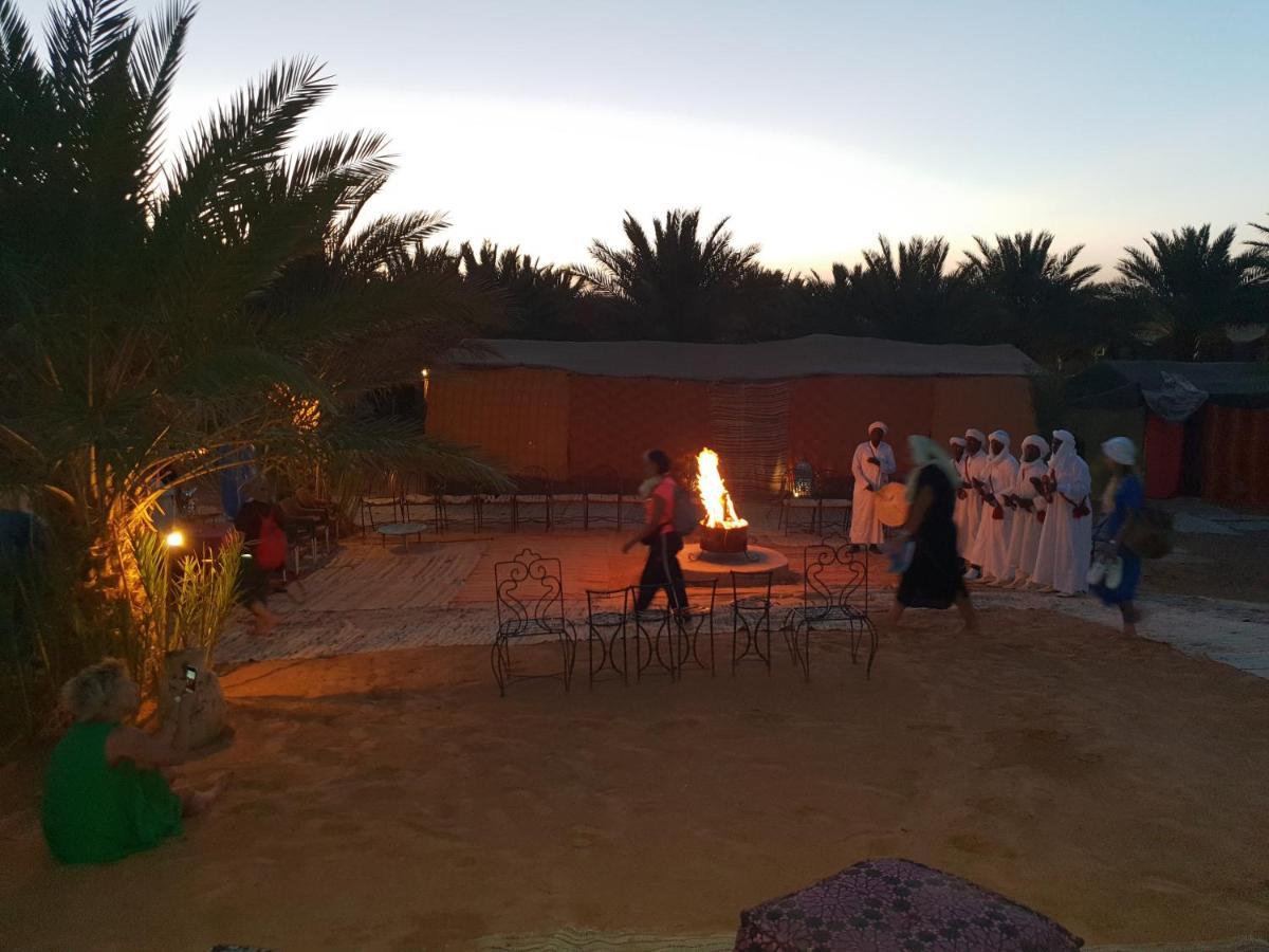 Auberge Sahara Garden Lac Yasmins エクステリア 写真