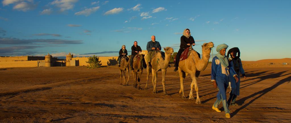 Auberge Sahara Garden Lac Yasmins エクステリア 写真